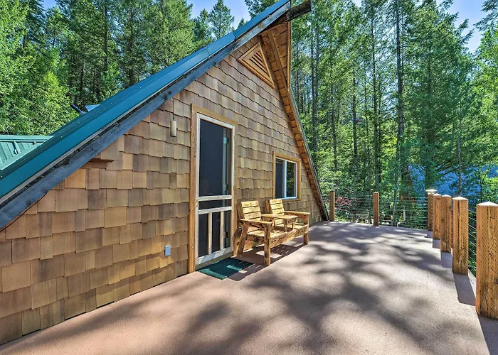 Adventures: Cozy Log W/ Deck & Views! * Alpine